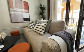 Navas 202 Elegant Suite